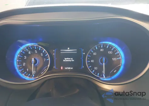 2018 Chrysler Pacifica Touring L z USA, uszkodzony, nr VIN 2C4RC1BG8JR260538